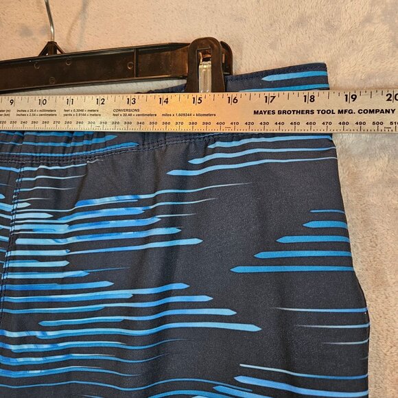 Speedo Mens XL Swim Shorts Blue & Navy Striped Quick-Dry Polyester Blend - Picture 4 of 13